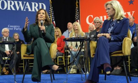 Vice President Harris and Former Rep. Liz Cheney Campaign in Malvern, Pennsylvania