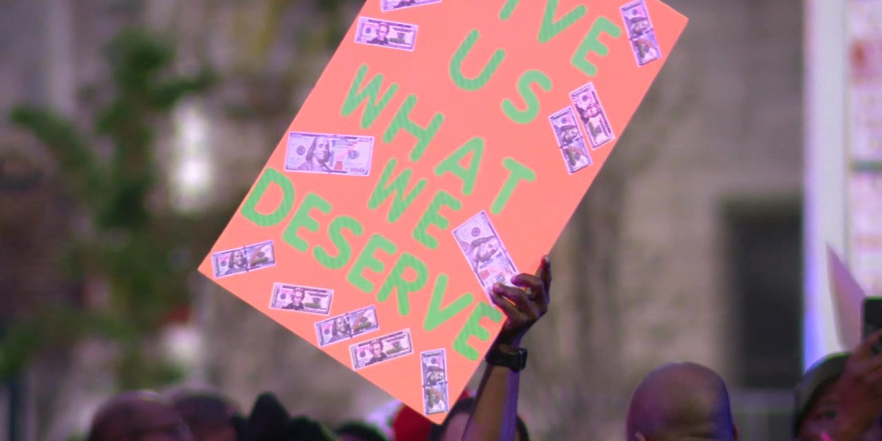 Municipal Workers Strike in Philadelphia, Mayor Struggles with Negotiations