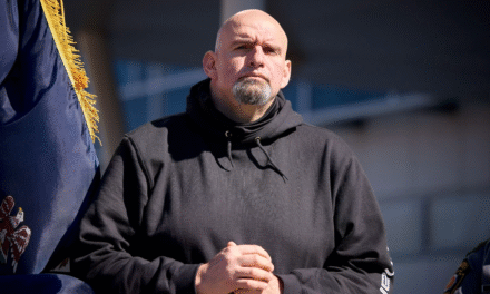 Fetterman Carves Independent Path in Democratic Party Amid Tensions Over Israel, Shutdown Politics