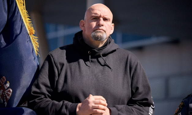 Fetterman Carves Independent Path in Democratic Party Amid Tensions Over Israel, Shutdown Politics
