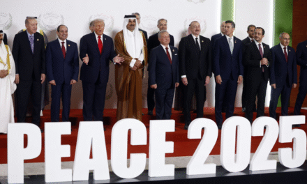 Trump Earns Praise From Clinton, Schumer Amid Middle East Diplomacy